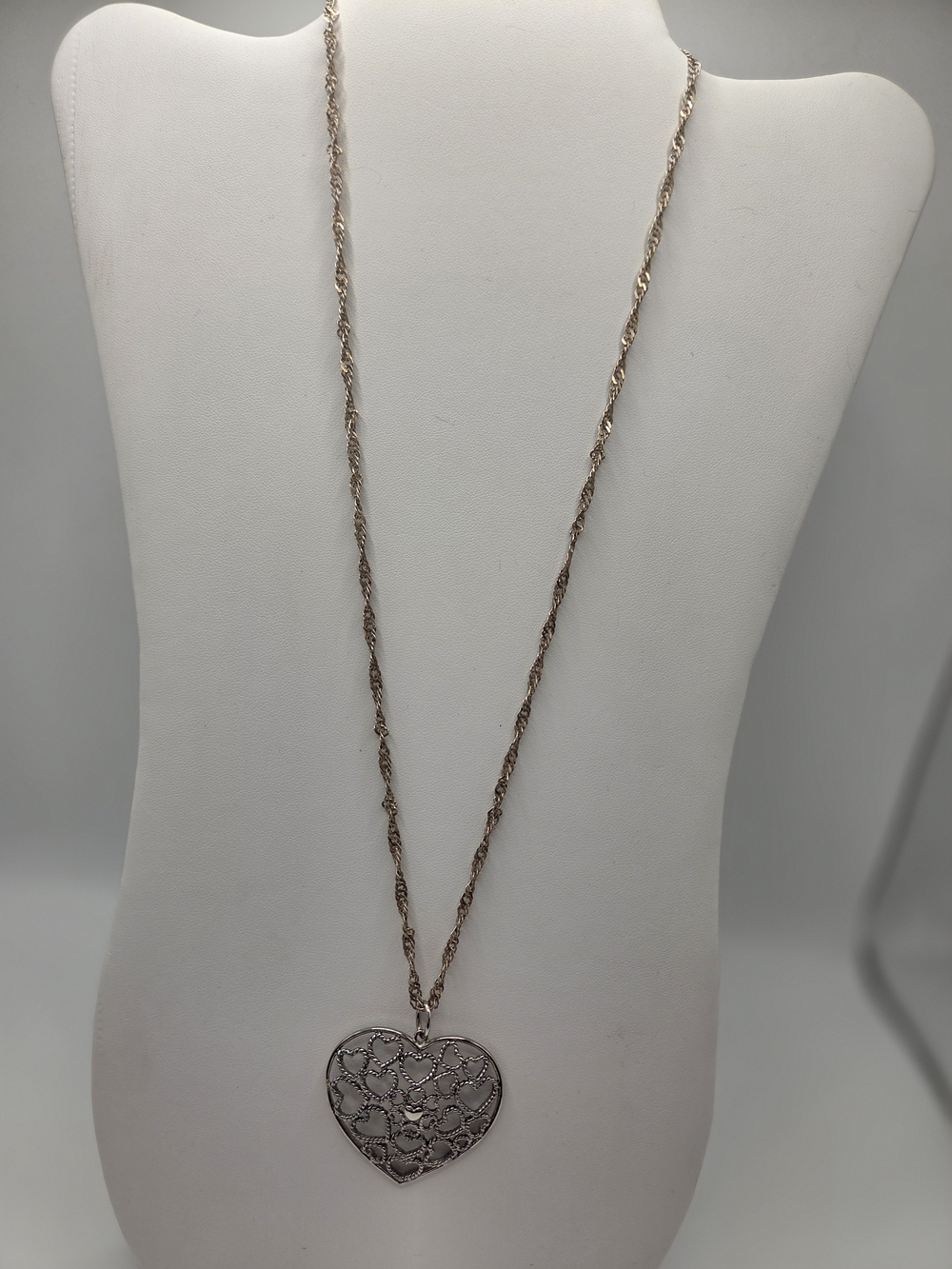 Controse Sterling Silver Open Heart Scrollwork Necklace